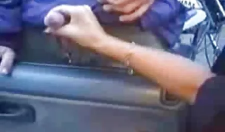 Dua anak ayam tidak gudang xxx indo menolak untuk tidur dengan anak laki-laki
