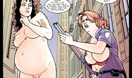 Gianna memercikkan minyak dan merentangkan kakinya di depan indo 3gp porn anggota kekasihnya