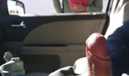 Pirang gemuk indo porn sex video menunjukkan masturbasi di depan kamera