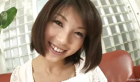 Bajingan itu mengambil uang untuk berhubungan seks dengan seorang pacar video sex indo tante