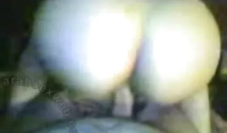 Tommy Gunn mp4 indo porn memasukkan penisnya ke dalam vagina Dillion Harper yang bejat