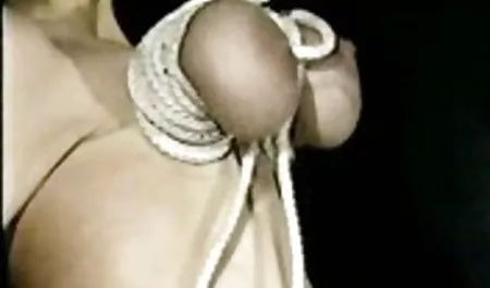 Wanita licik yang gemuk bertemu xxx porn artis indonesia tamu tanpa celana