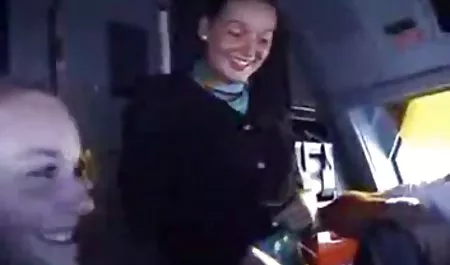 Cukup muda untuk tempat video xxx indo new tidur ganda di apartemen