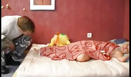 Dia menikmati gadis di video sex indo smp kamar mandi