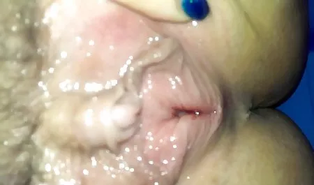 Memek berpengalaman vidio forn indo Suzie pirang bersemangat