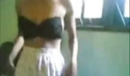 Pengecoran Ceko untuk wanita berkacamata setengah baya Mary lulus dengan keras bokep indo hentai